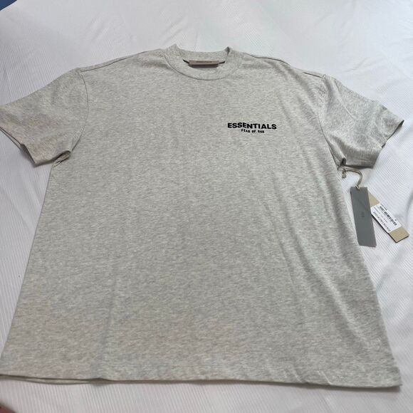 NWT Essentials Fear Of God Light Oatmeal T-Shirt Size Small New - Picture 1 of 10